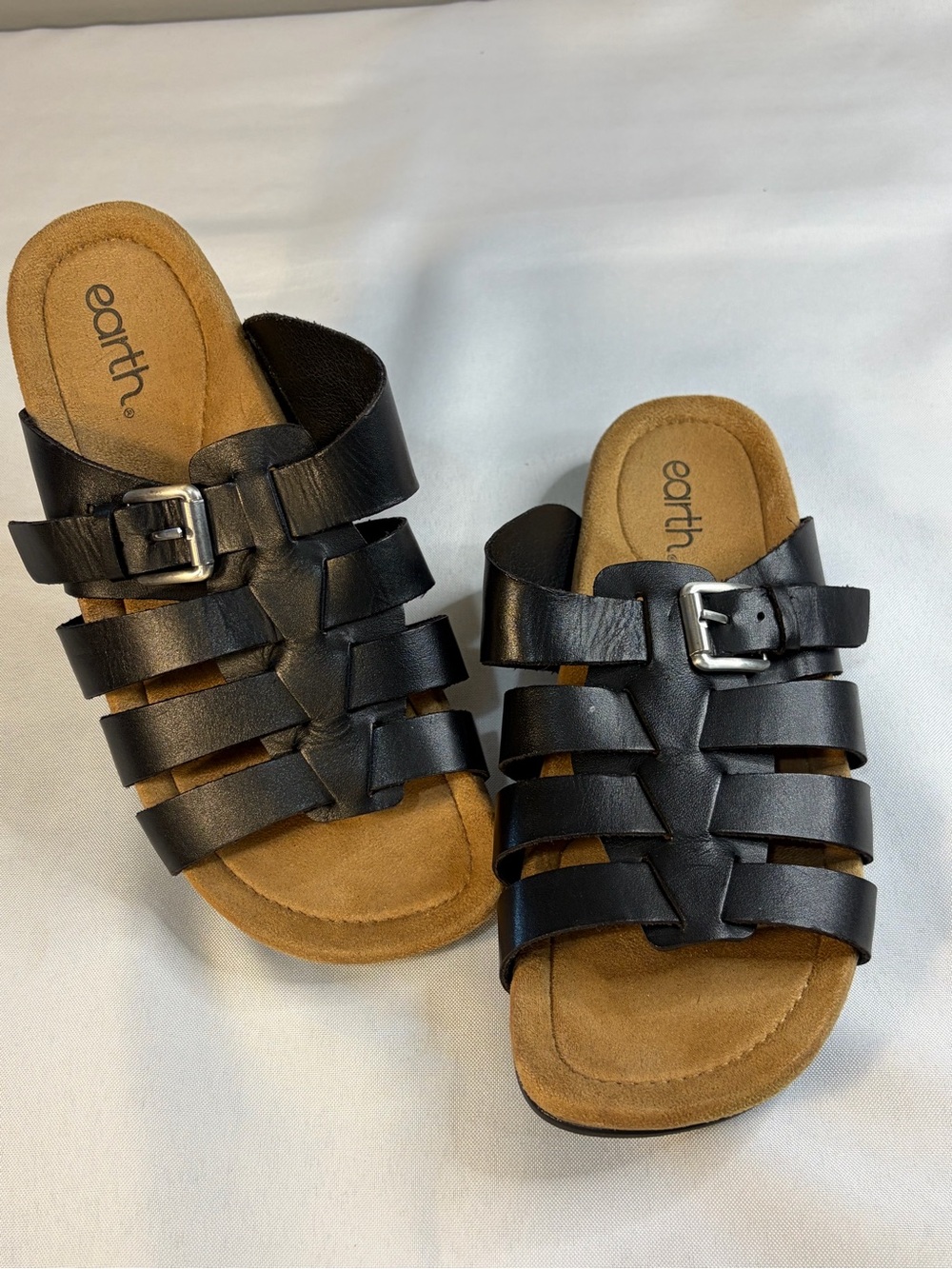 Black Leather Earth Eteresa  Gladiator Slides Sandals Womens SZ 8 M comfort